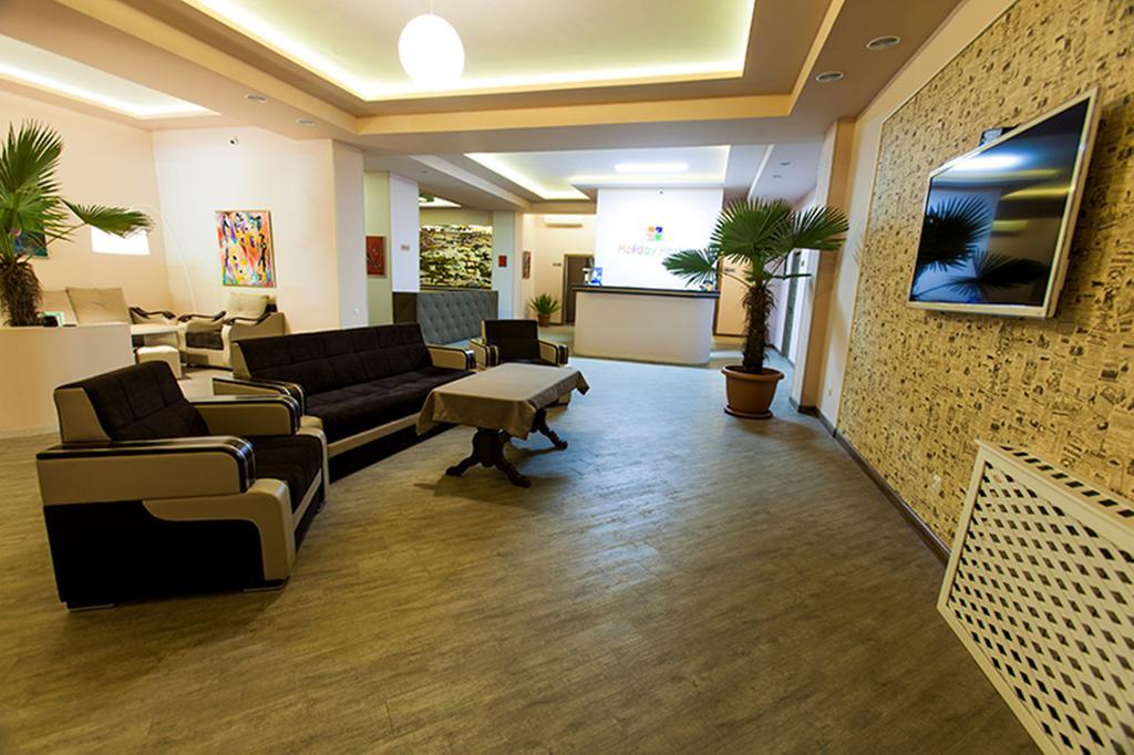 Holiday Hotel & Hostel Erivan Exterior foto