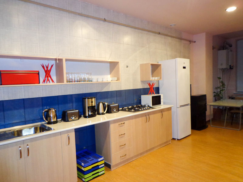 Holiday Hotel & Hostel Erivan Exterior foto