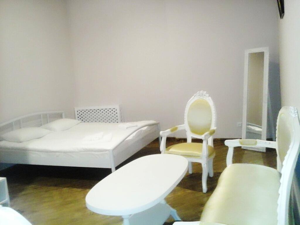 Holiday Hotel & Hostel Erivan Exterior foto