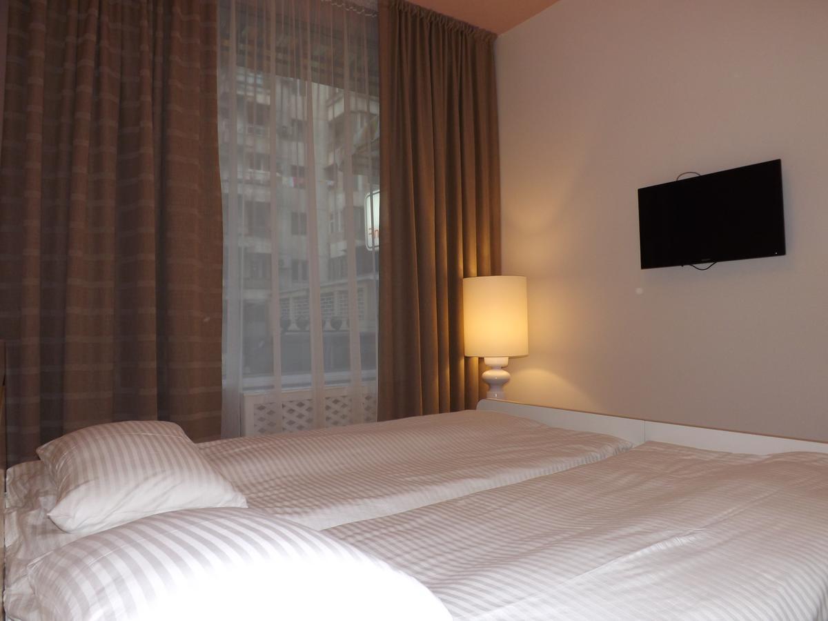 Holiday Hotel & Hostel Erivan Exterior foto