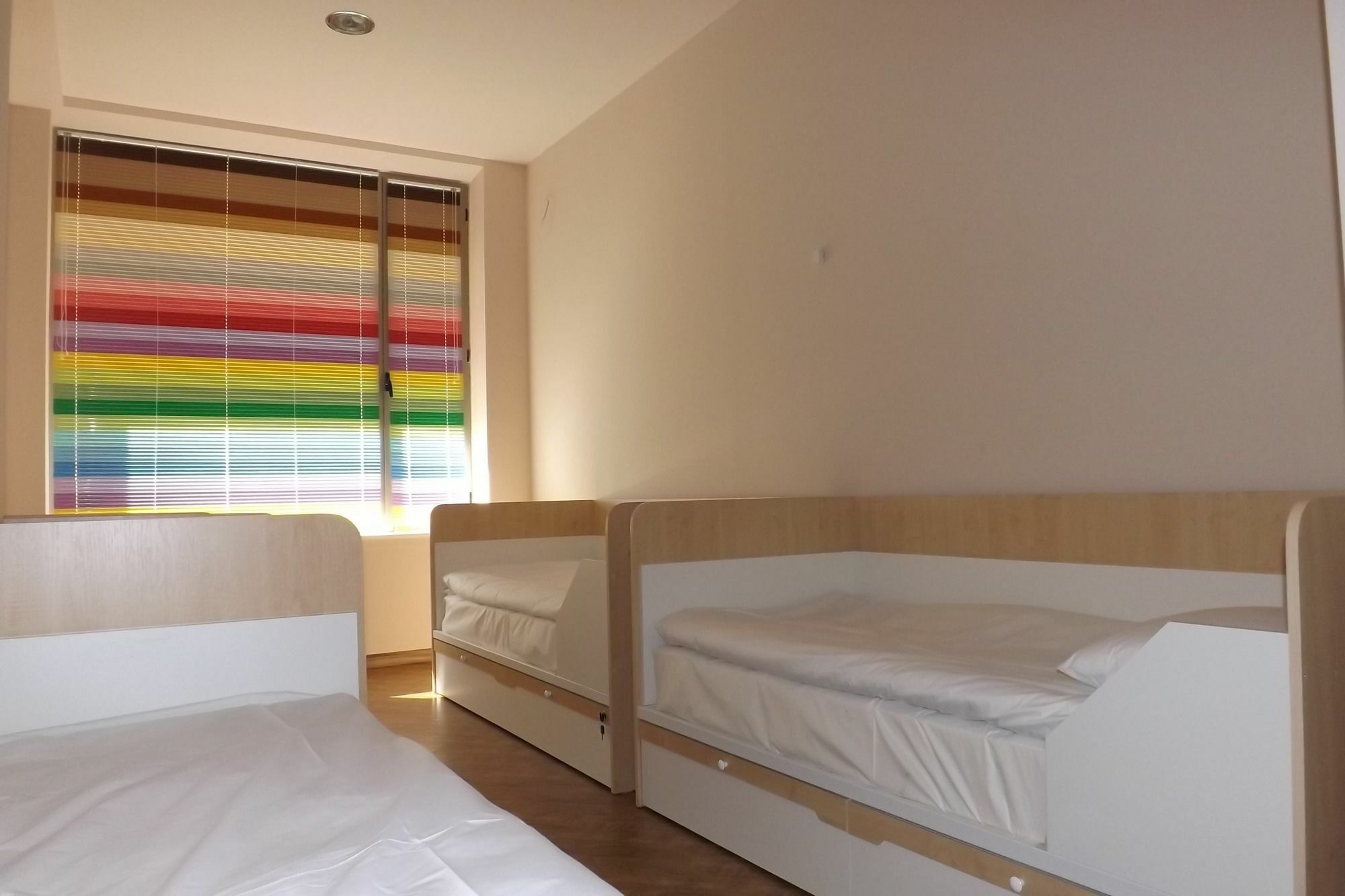 Holiday Hotel & Hostel Erivan Exterior foto